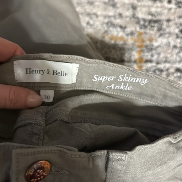 Henry & Belle Super Skinny Ankle Jeans - Picture 4 of 4